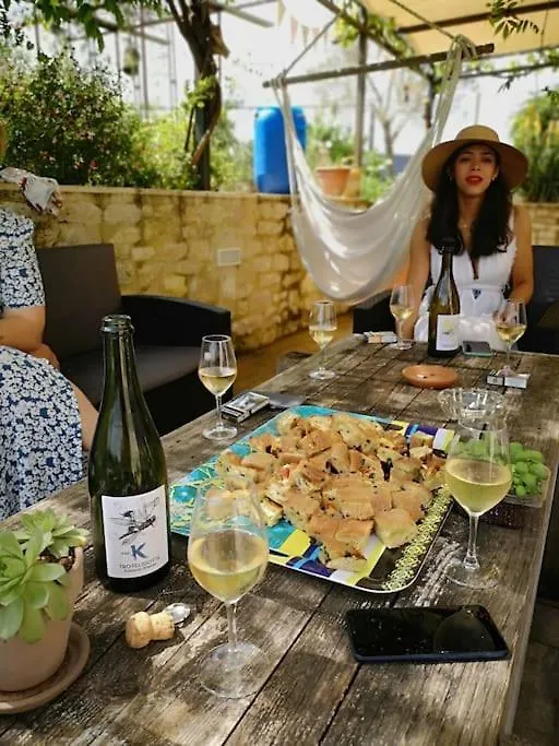 Gite Au Coeur Du Vignoble De Cahors, 5 Chambres Villeseque